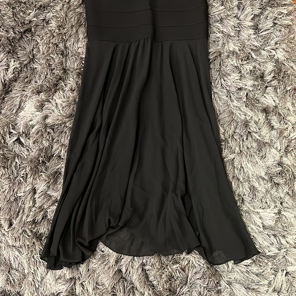 Black dress - Picture 4 of 4